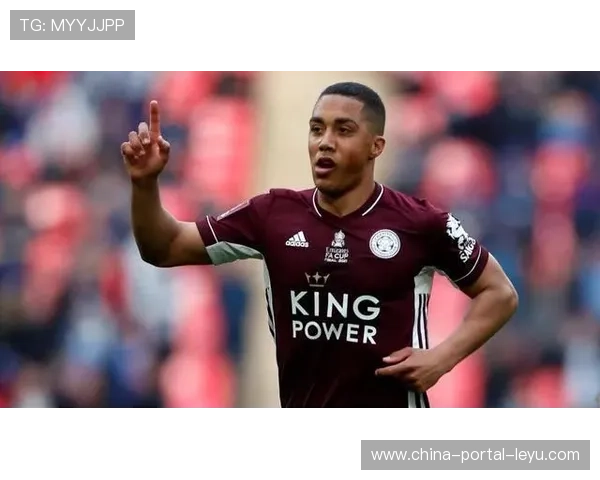 “拉沃尔皮亚纳”战术应用：蒂勒曼斯成后场出球核心