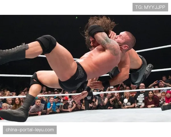 WWE SD：兰迪RKO卡多纳，德鲁大战法图